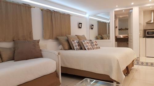 c03.210 double bed